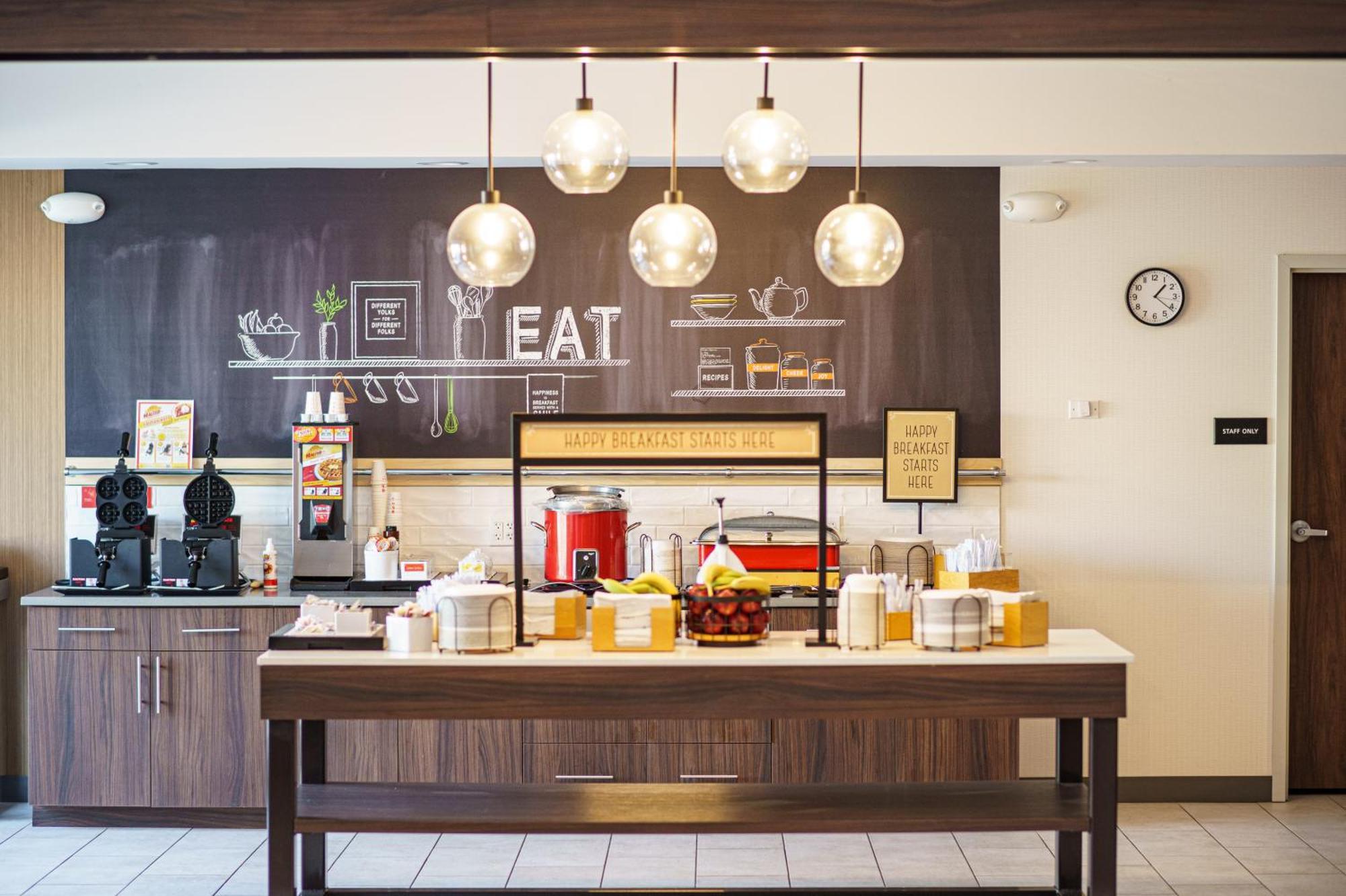 Hampton Inn Redmond Bend Airport Ngoại thất bức ảnh